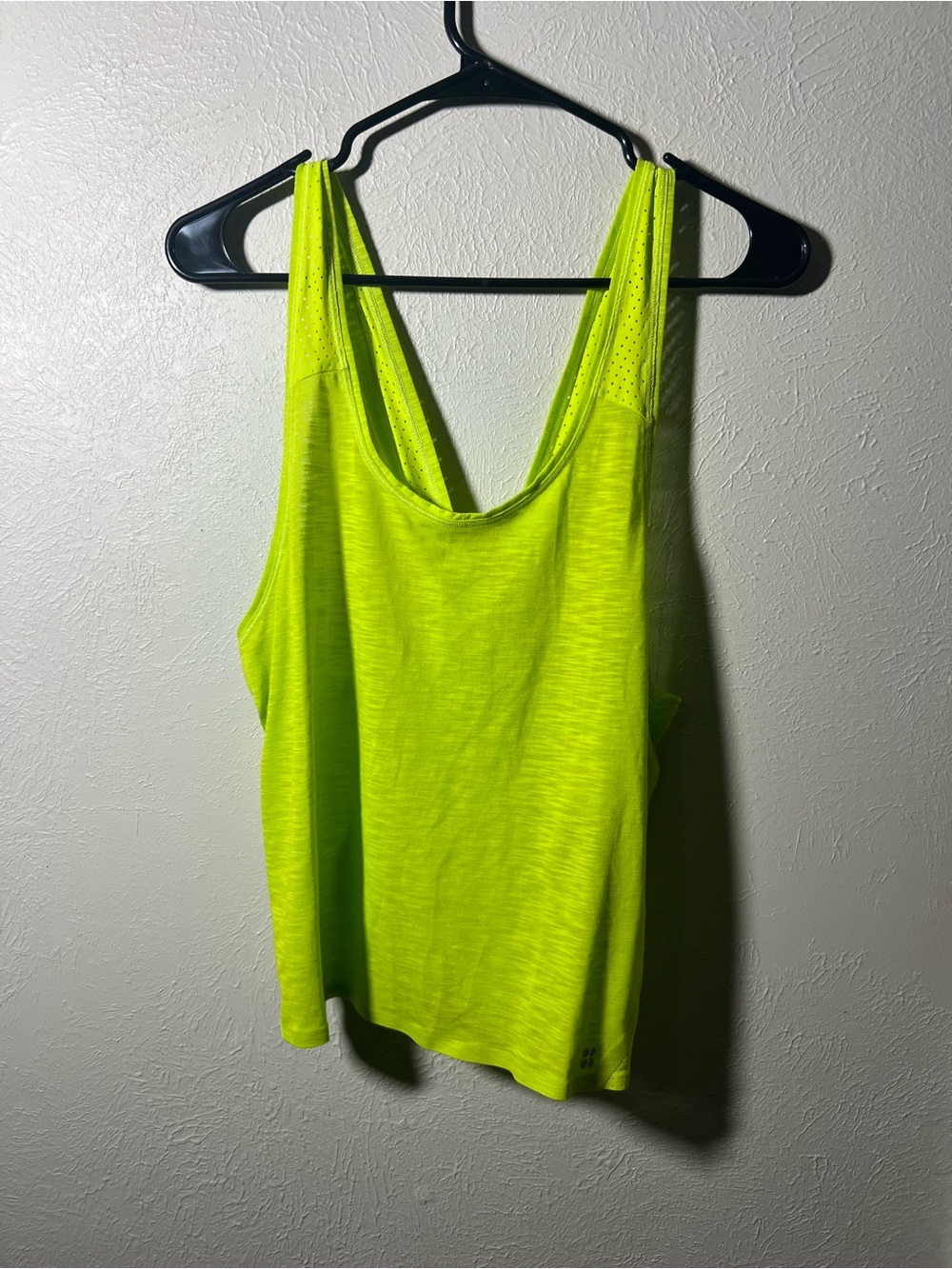 NWT Sweaty Betty Neon Lime Green Pulse Performance Tank Vest size XL